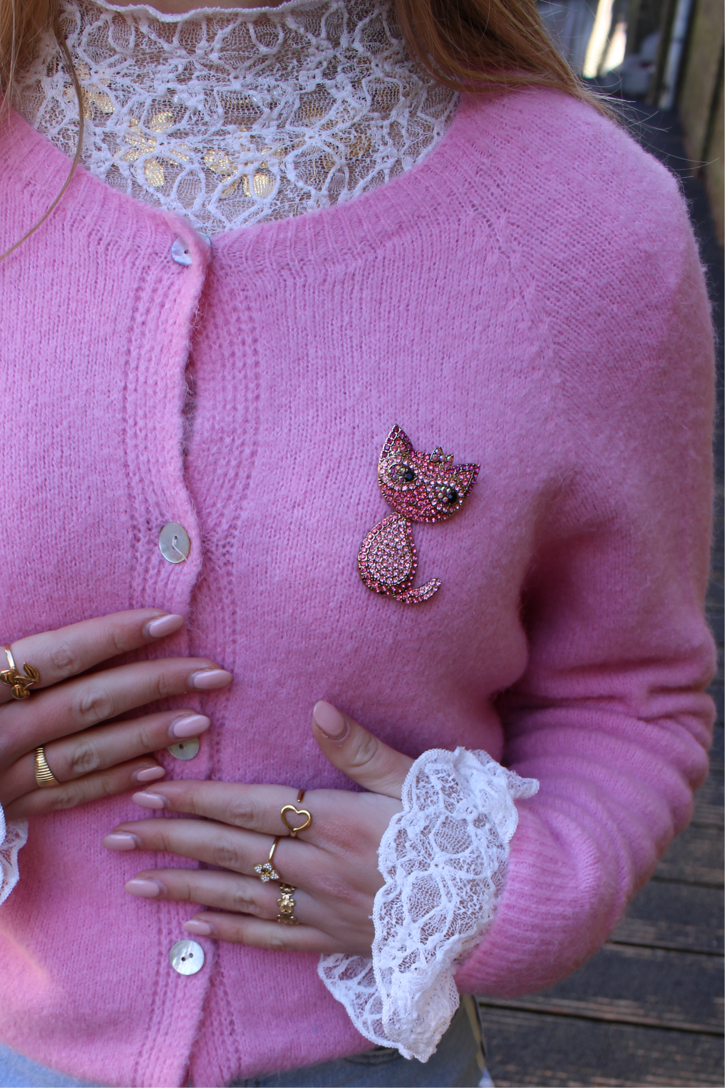Roze broche