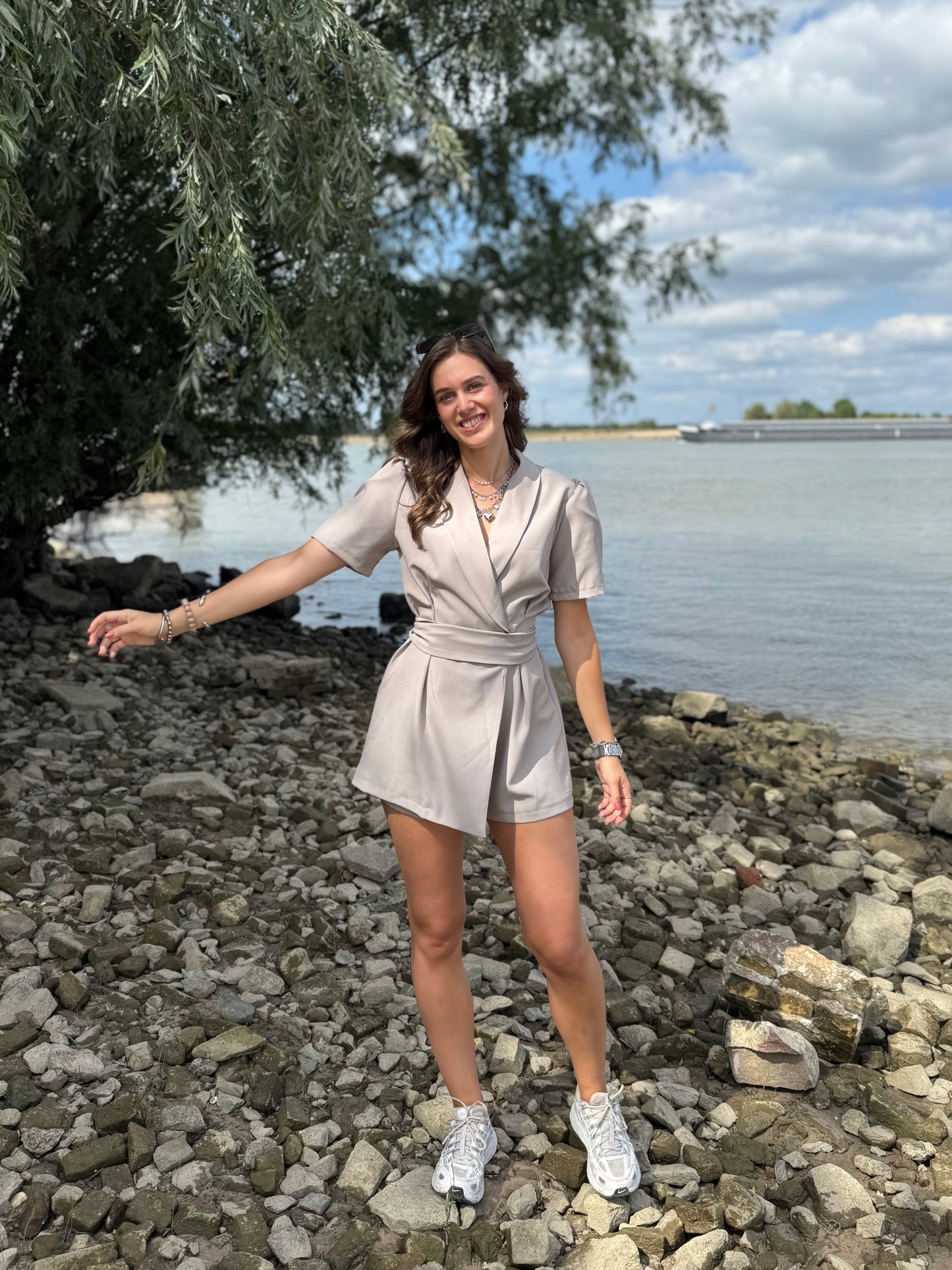 Blazer playsuit met ceintuur - beige