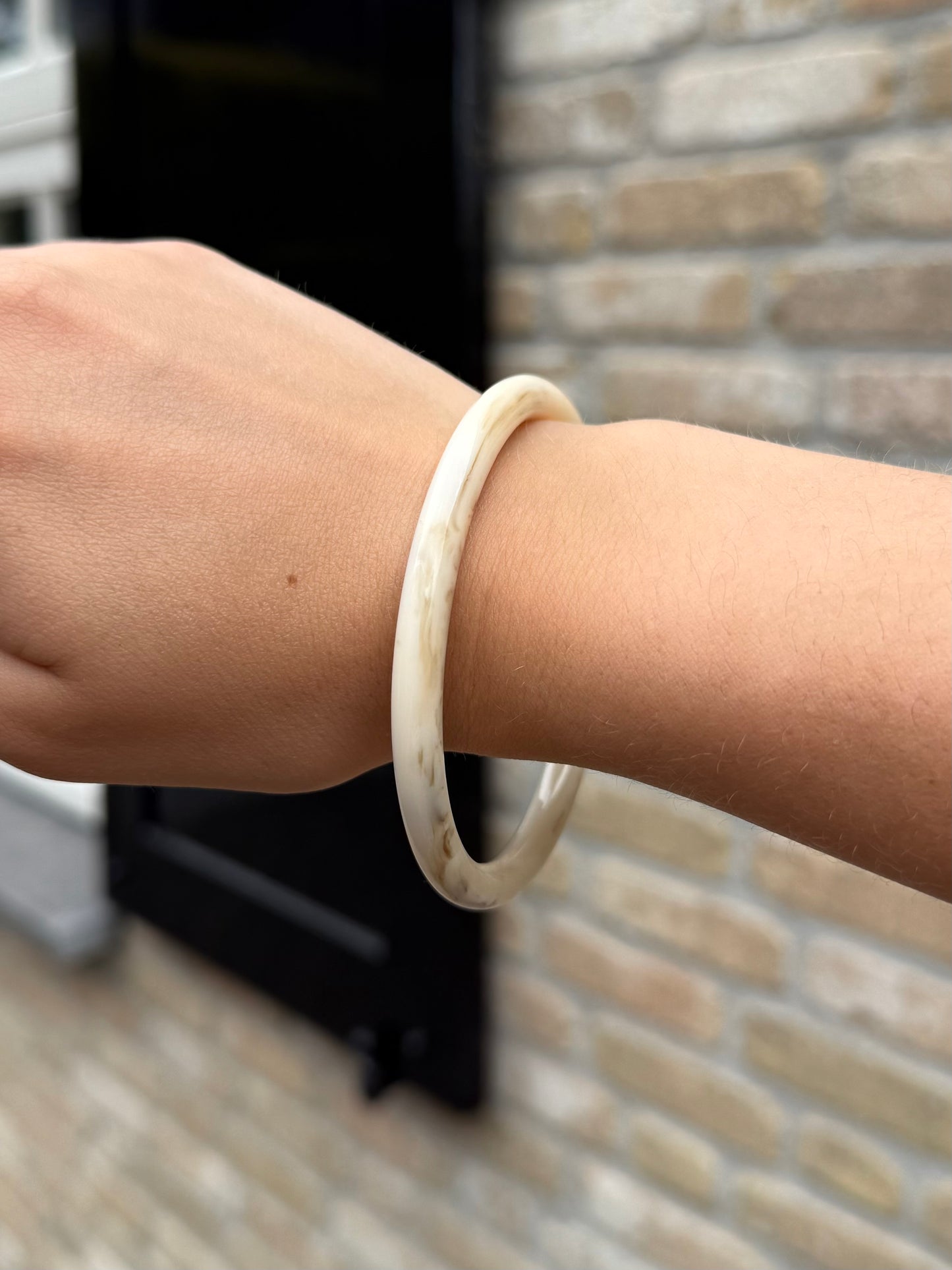 Bangle armband - beige