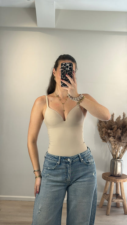 Seamless shaping body met cups - beige