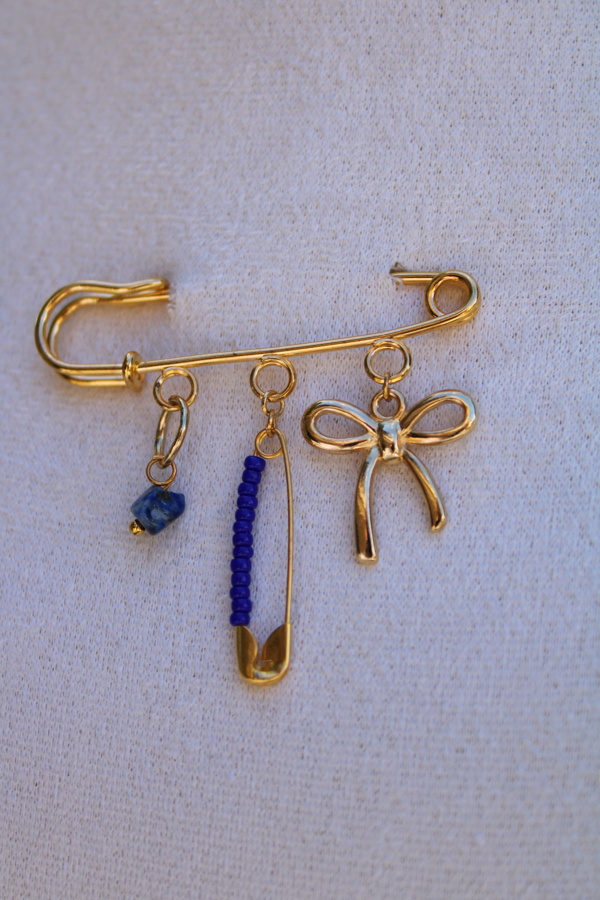 Charm pin broche - midnight crush