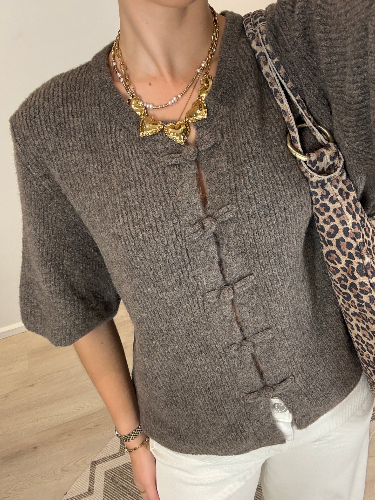 Cozy mandarin top - bruin