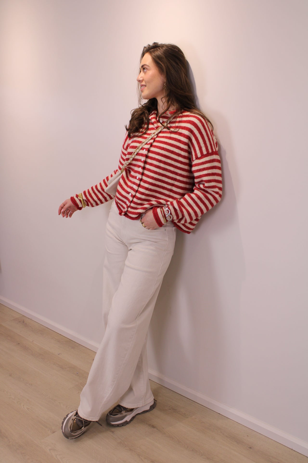 Mid waist - barrel jeans - beige - At Styles