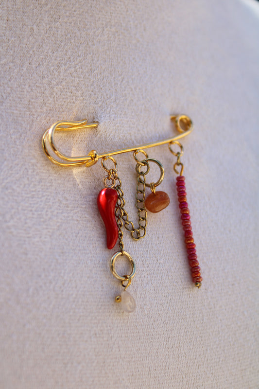 Charm pin broche - spicy