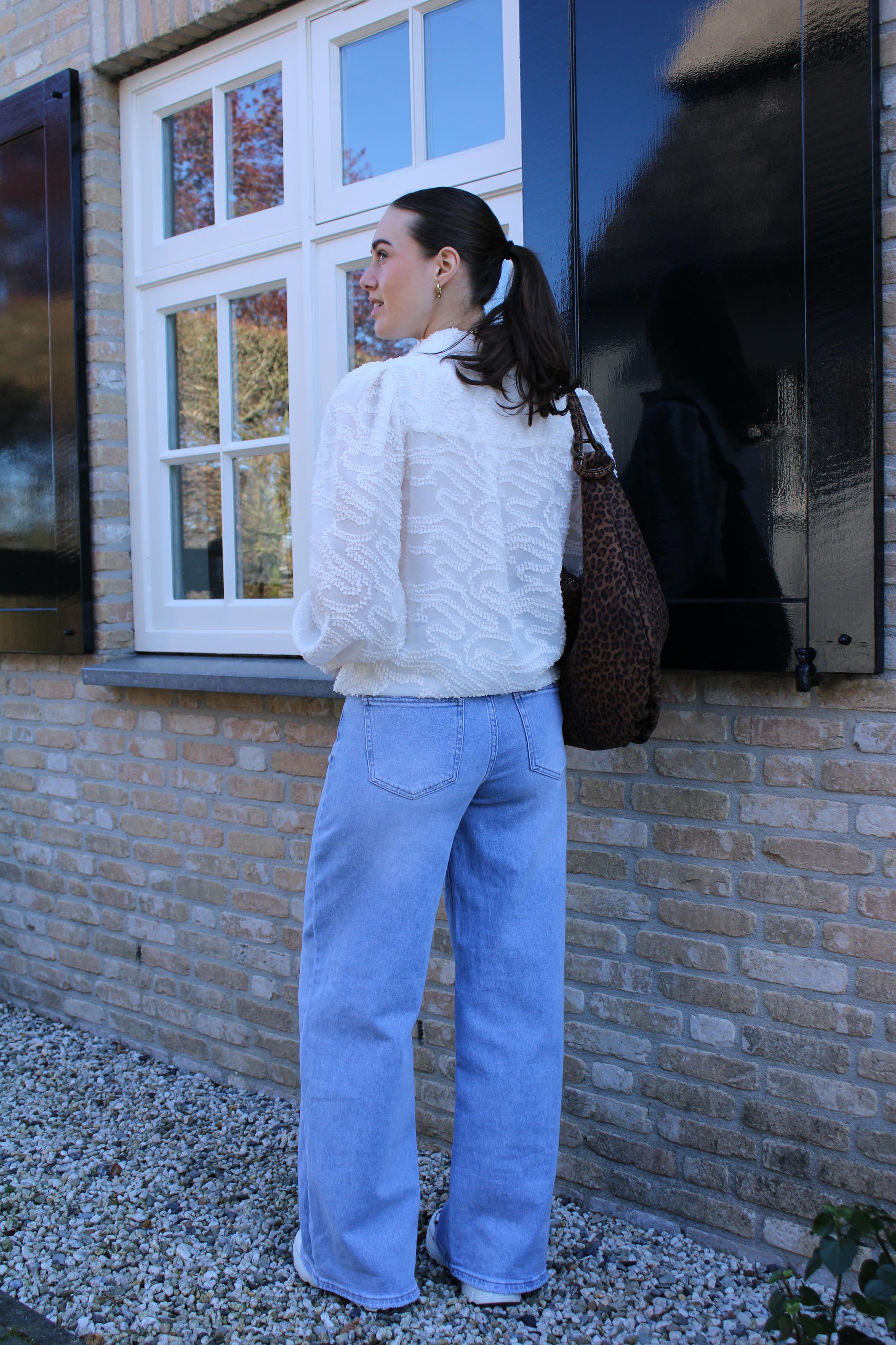 Blouse met ballon mouw - creme - At Styles