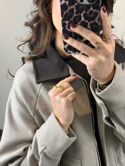 Jasje met bruin kraagje - beige