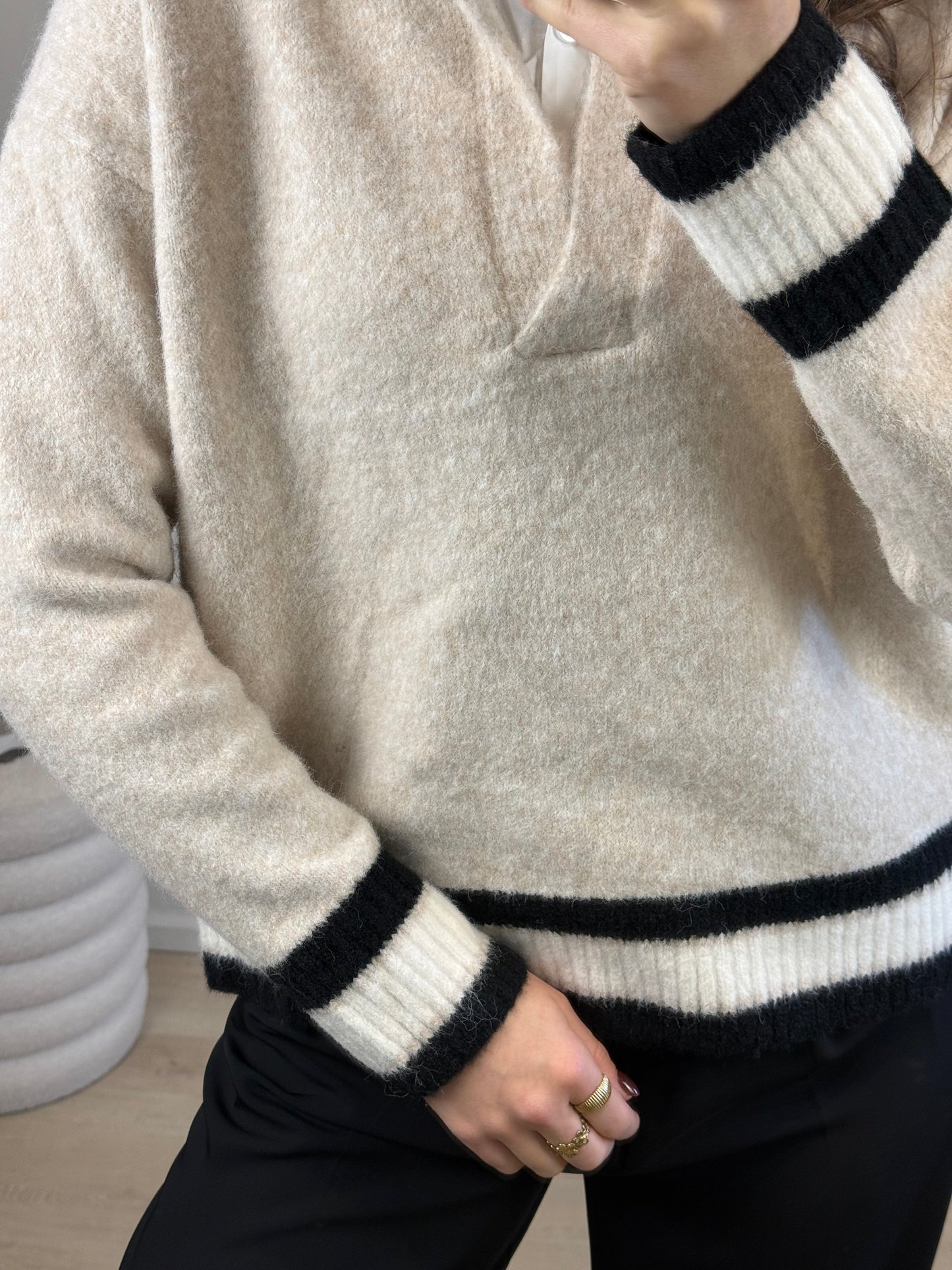 Trui met blouse kraagje - beige