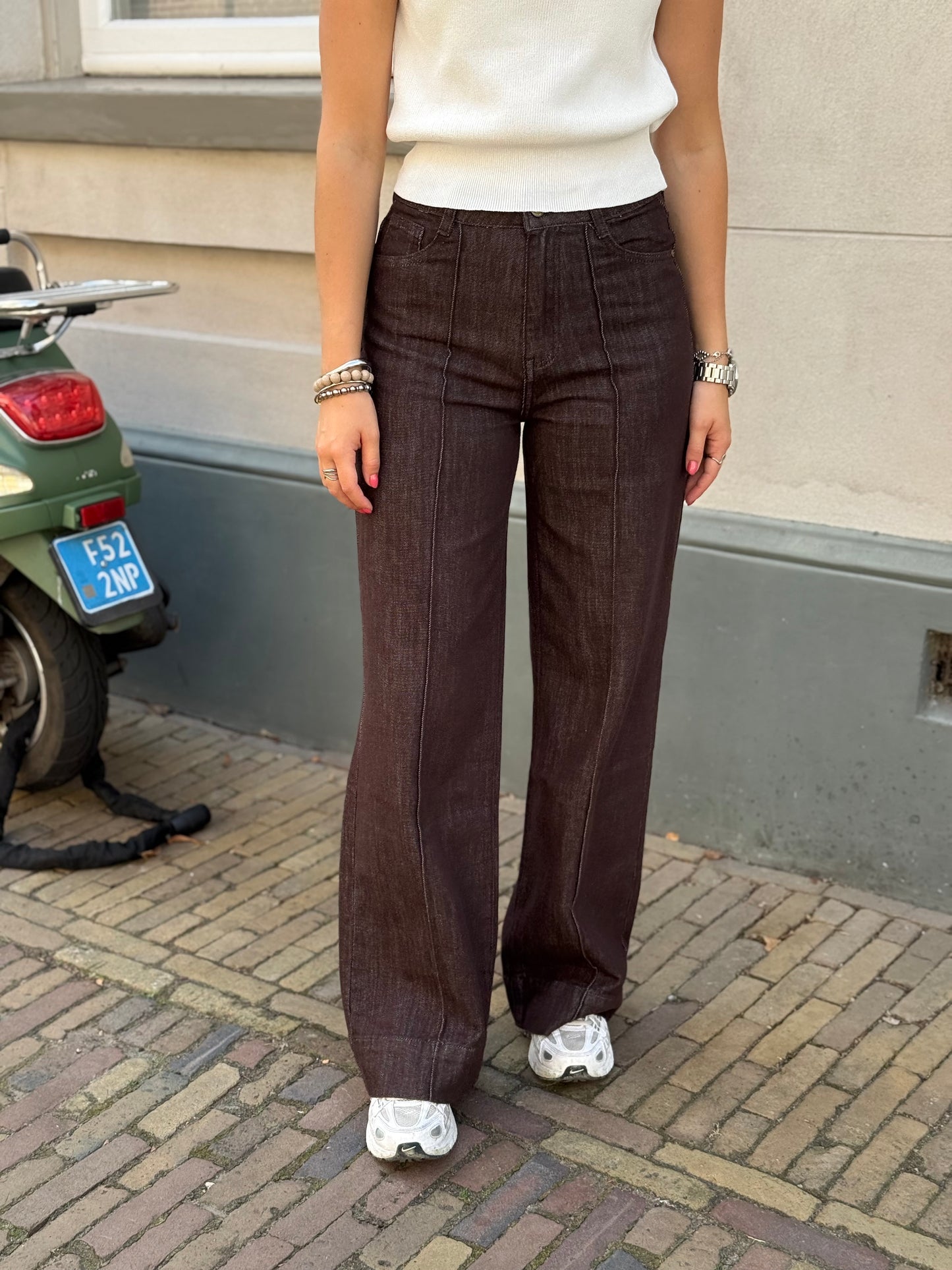 High waist - wide leg jeans - bruin