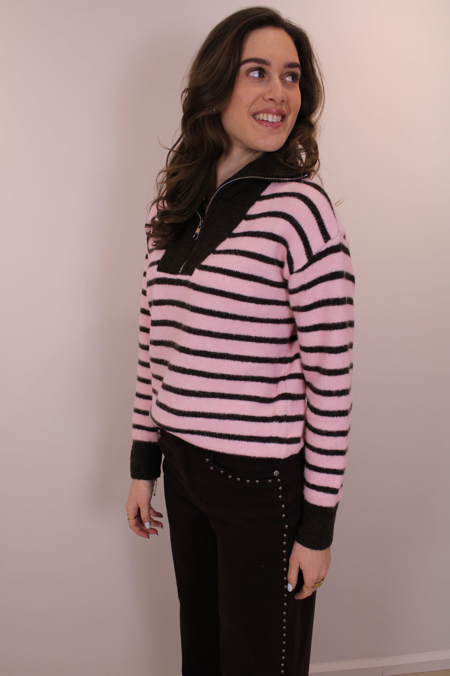 Streepjes zipper trui - roze bruin