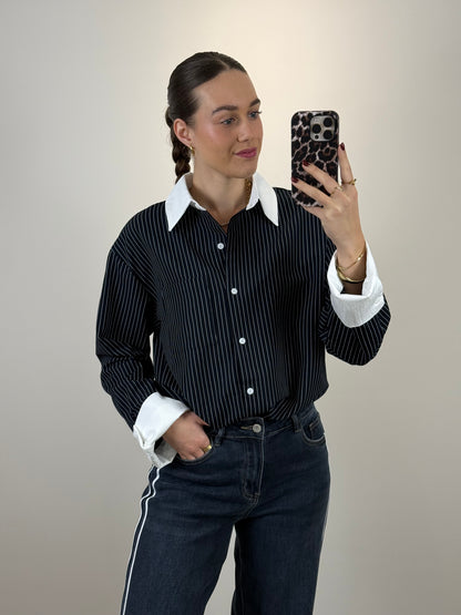 Gestreepte blouse met witte details - navy