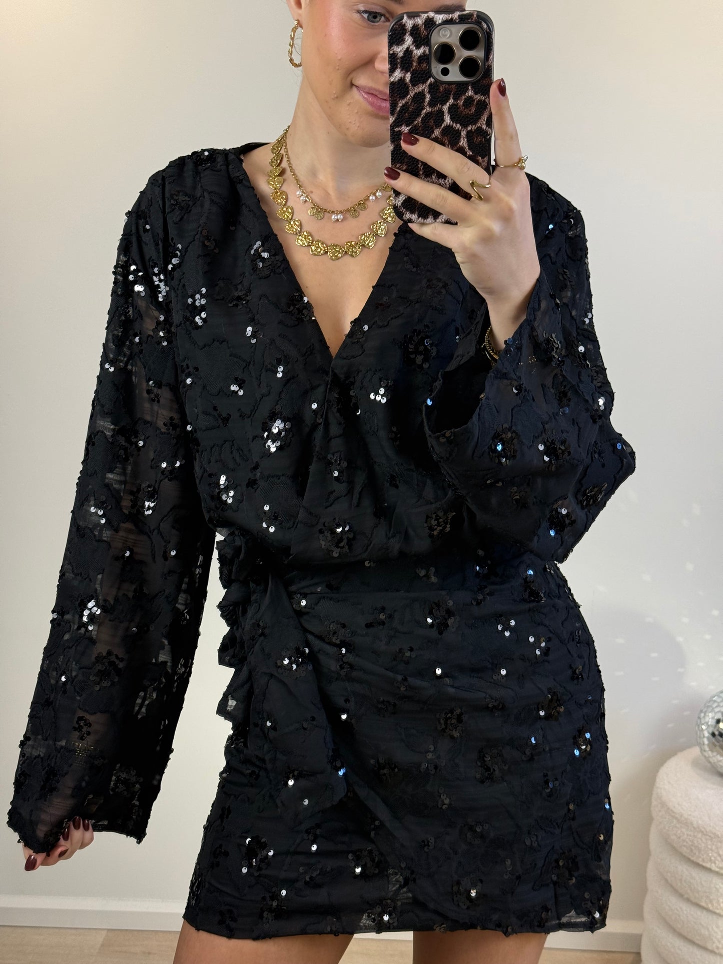 Glitter overslag jurkje - zwart