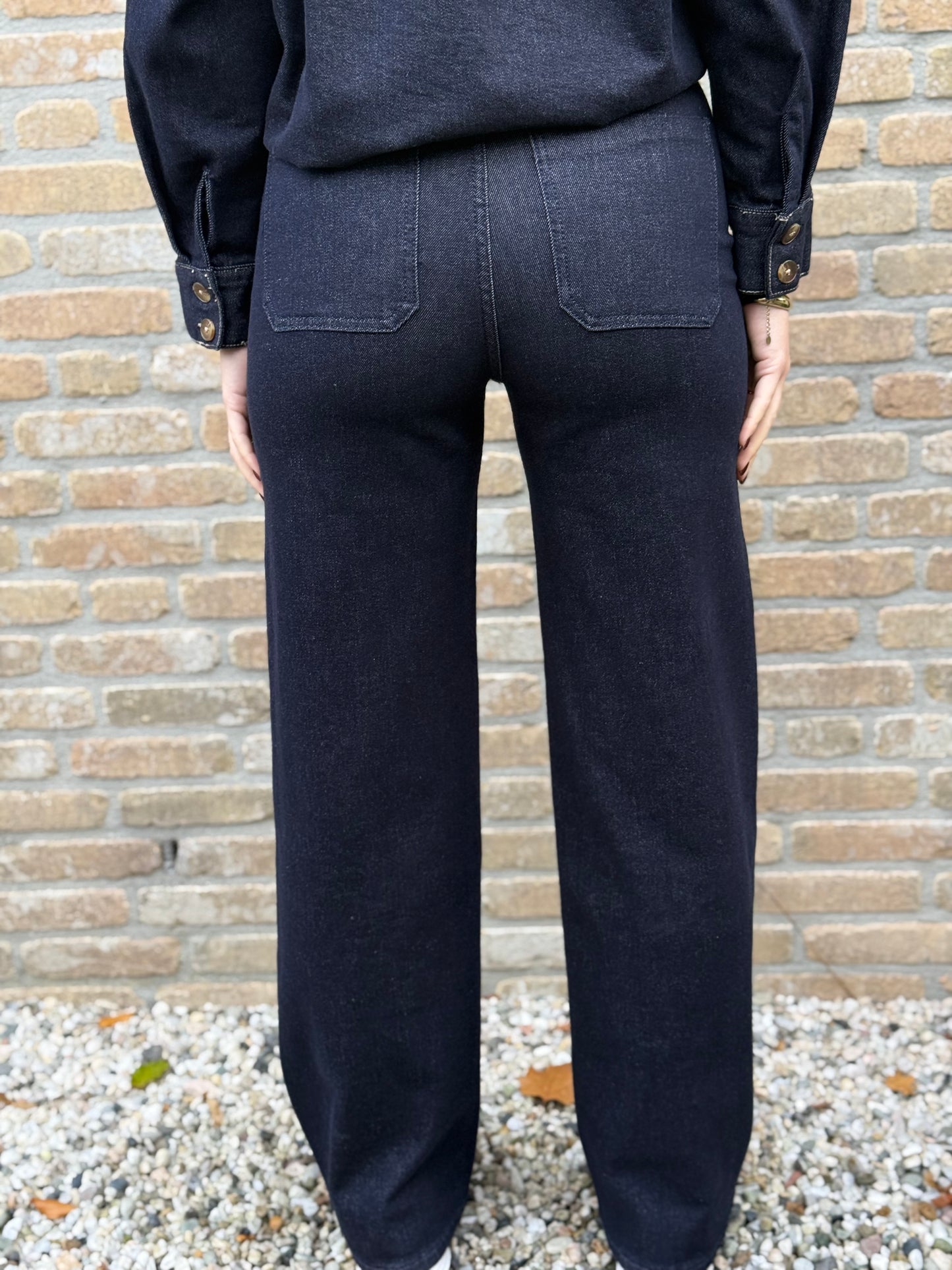 Mid waist - straight leg stretch jeans - dark denim