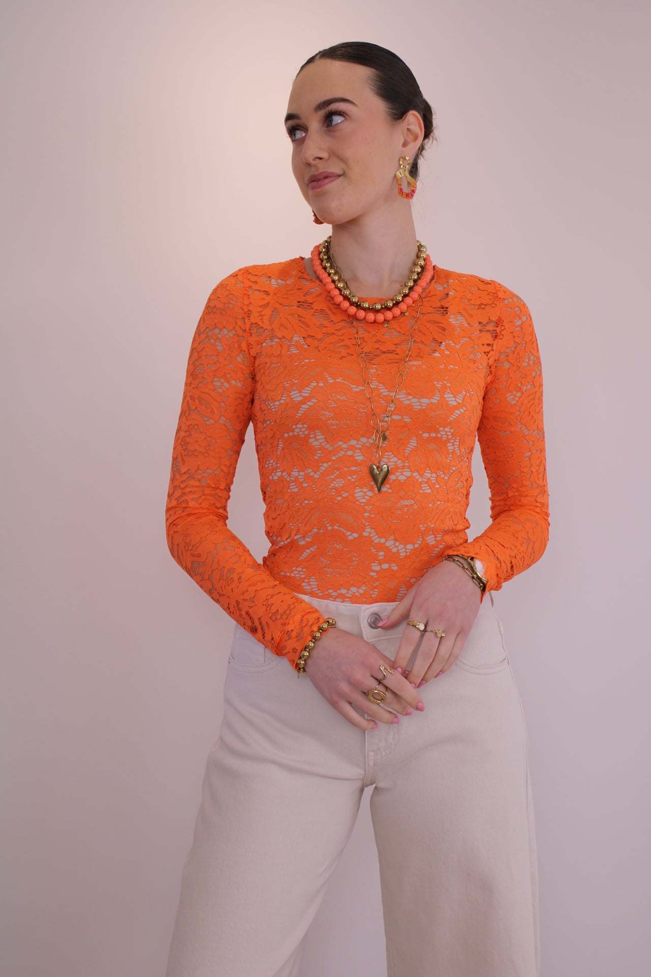 PRE-ORDER Kanten top - oranje  (di. 31 maart in huis) - At Styles
