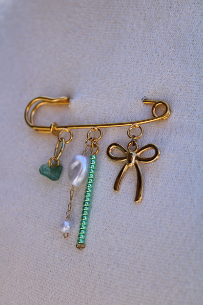 Charm pin broche - lucky