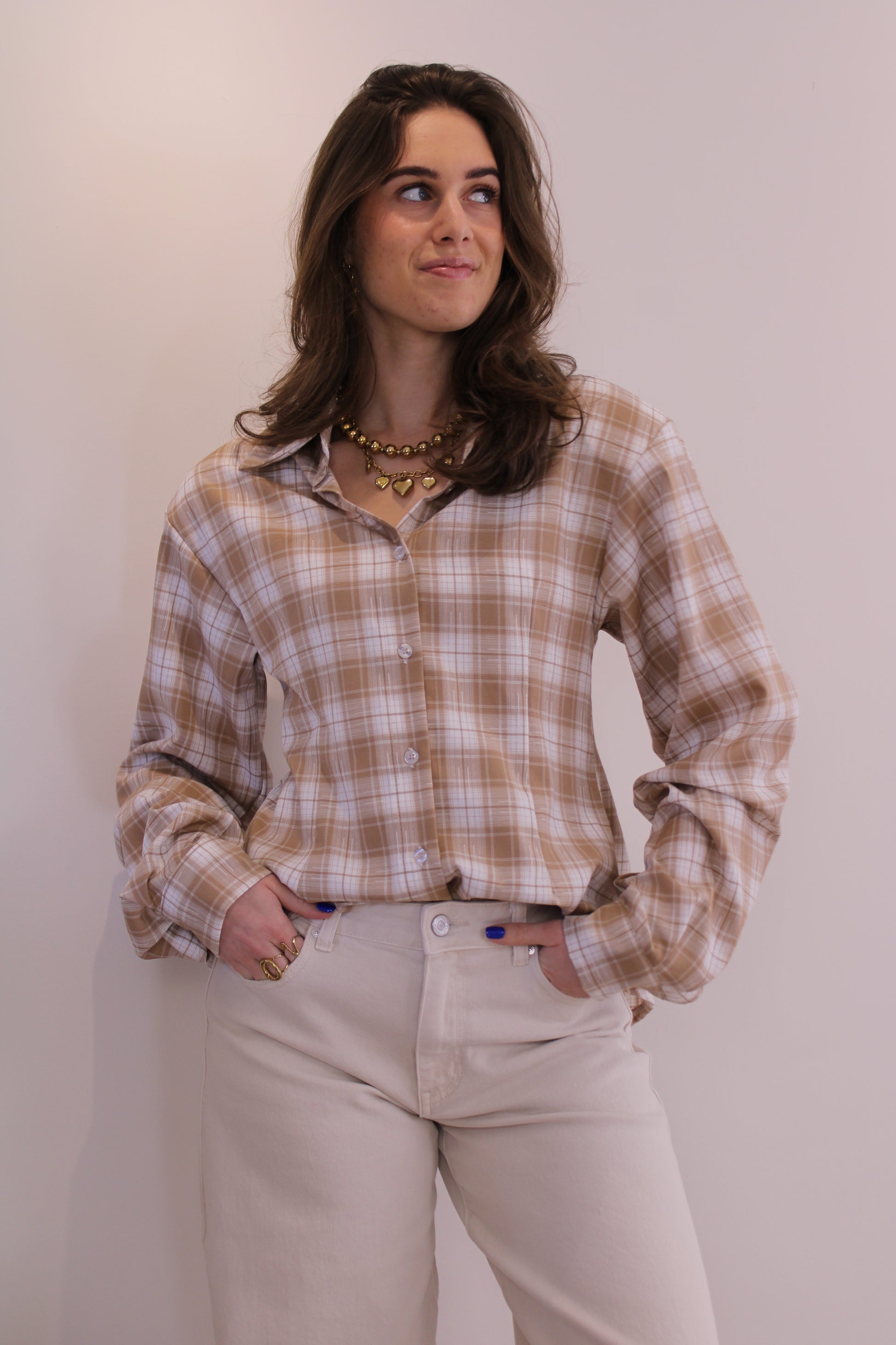 Getailleerde ruit blouse - beige - At Styles