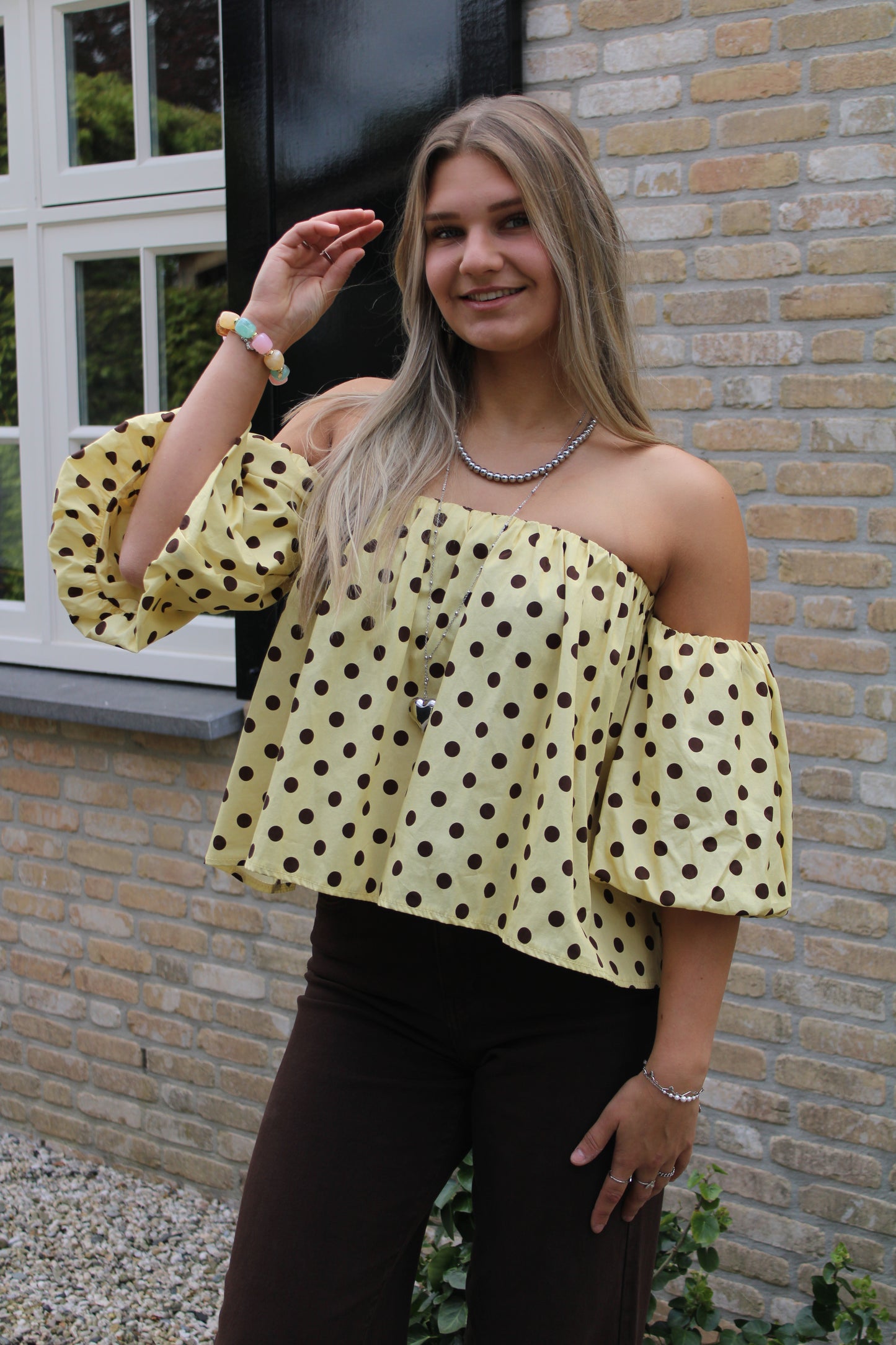 Off shoulder polkadot top - geel bruin - At Styles