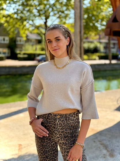 Driekwart top met naad - beige