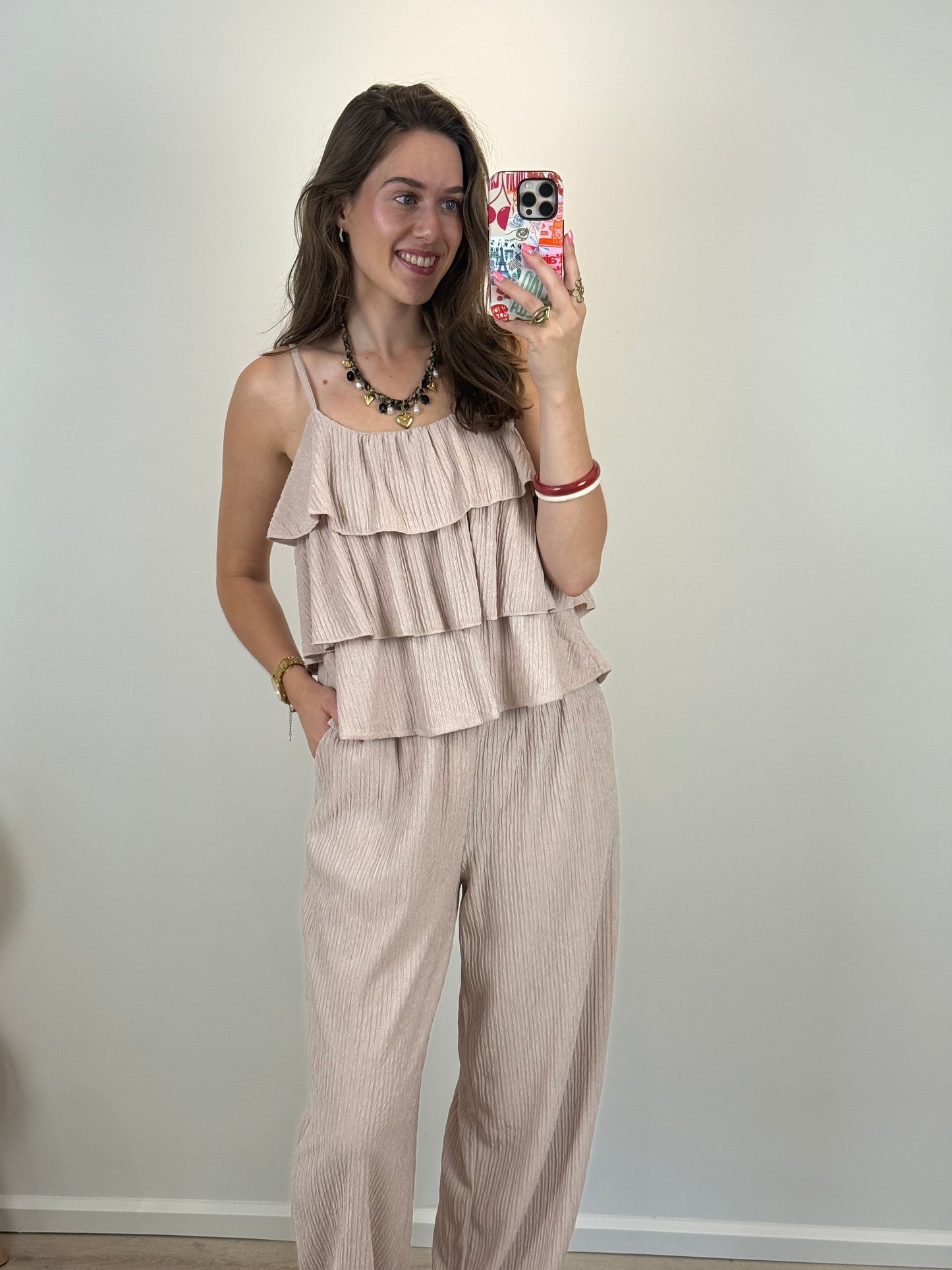 Ruffle top - beige