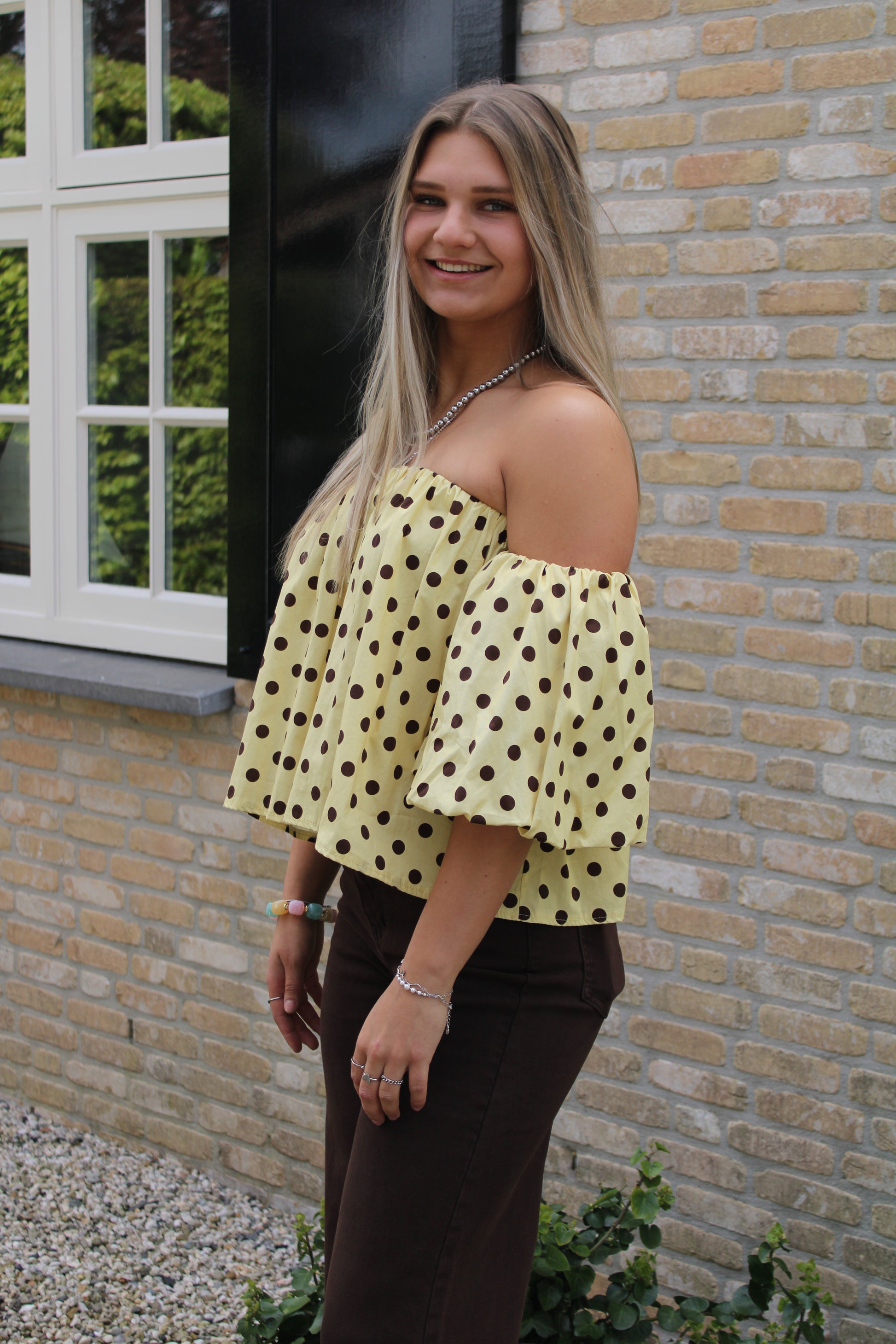 Off shoulder polkadot top - geel bruin - At Styles