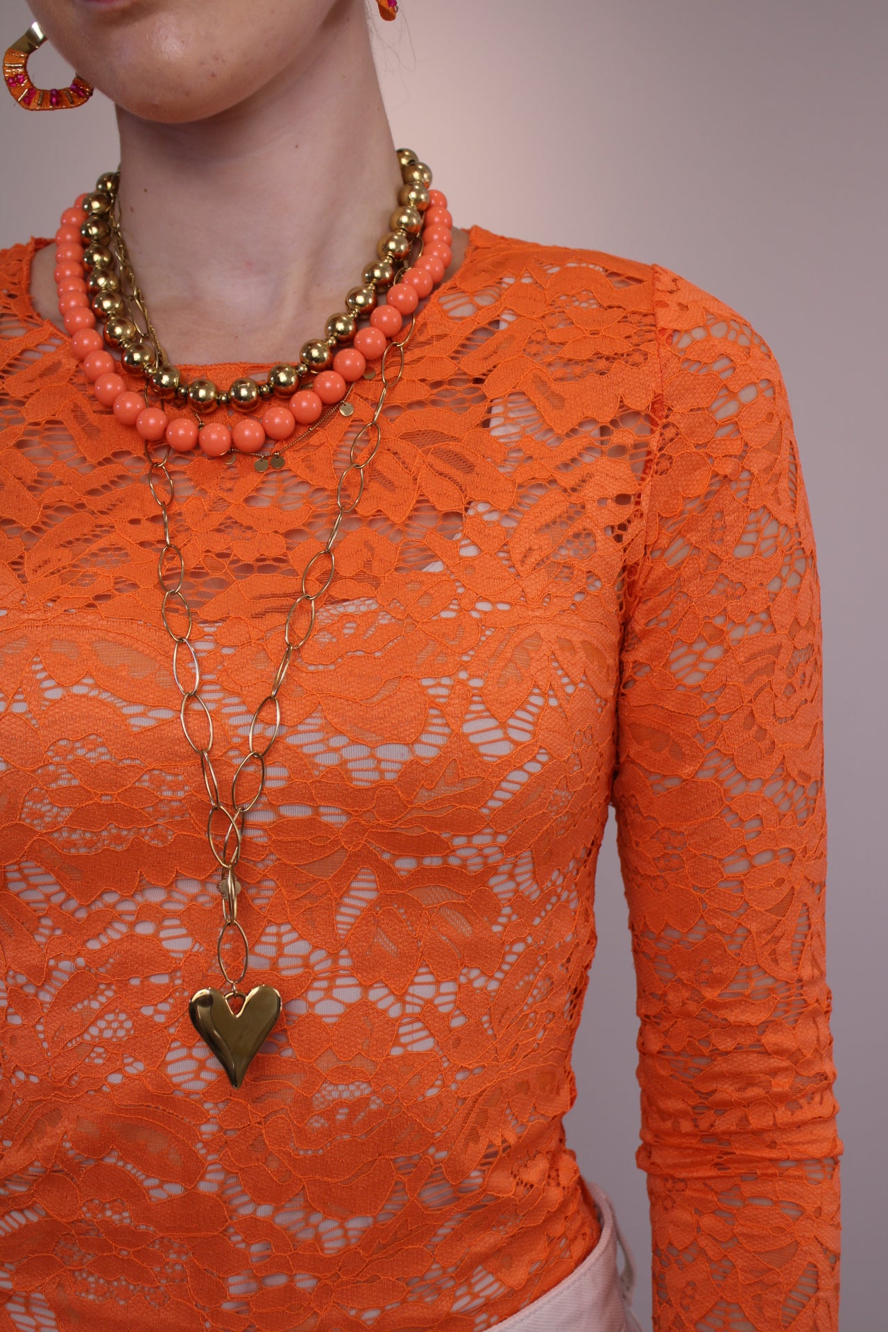 PRE-ORDER Kanten top - oranje  (di. 31 maart in huis) - At Styles