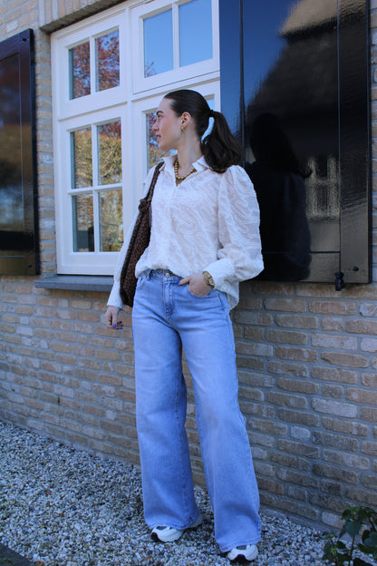 Blouse met ballon mouw - creme - At Styles