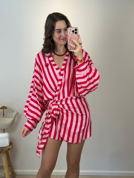 Gestreepte overslag jurk met lange mouw - roze rood