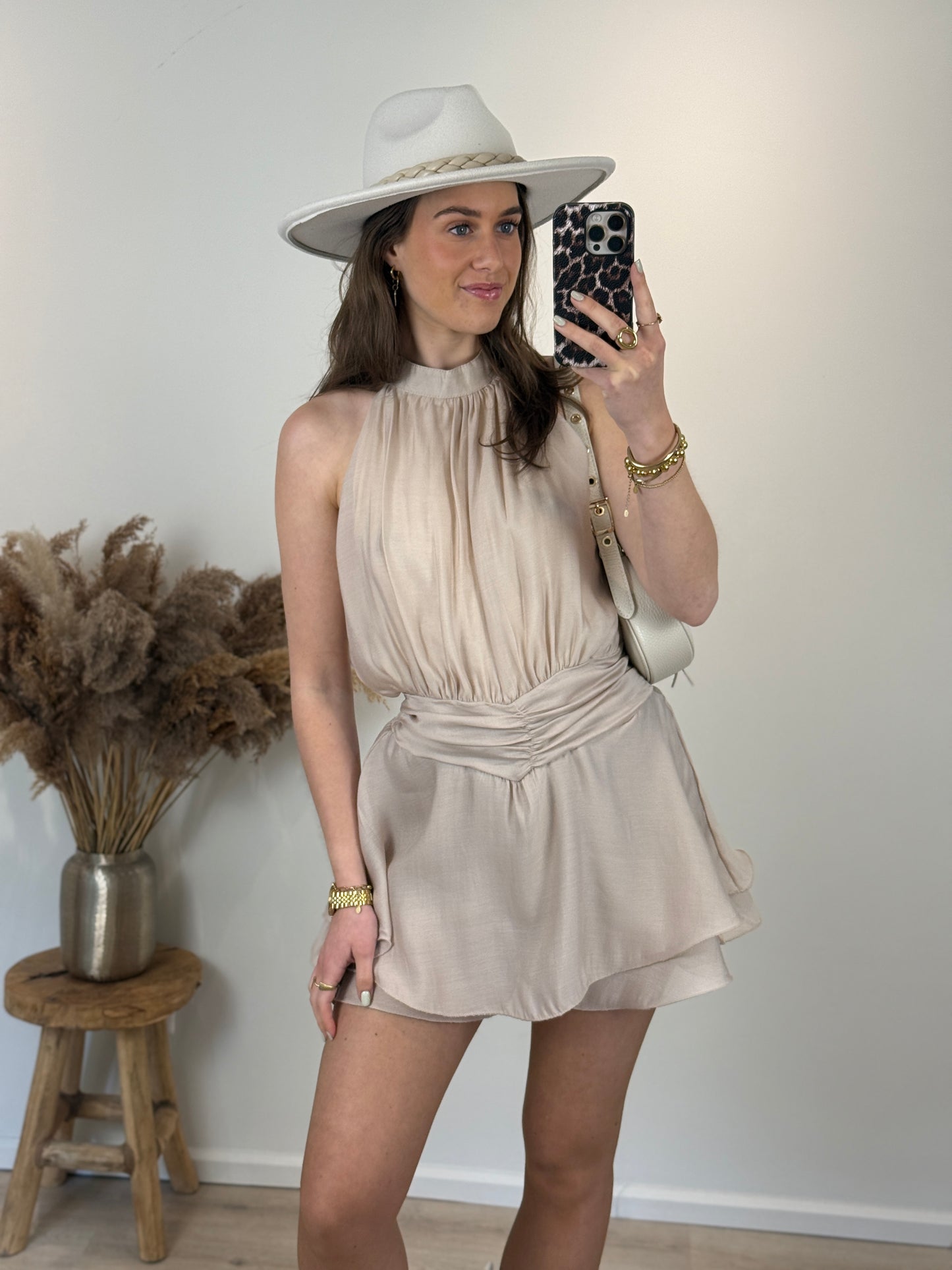 Playsuit met open rug - beige
