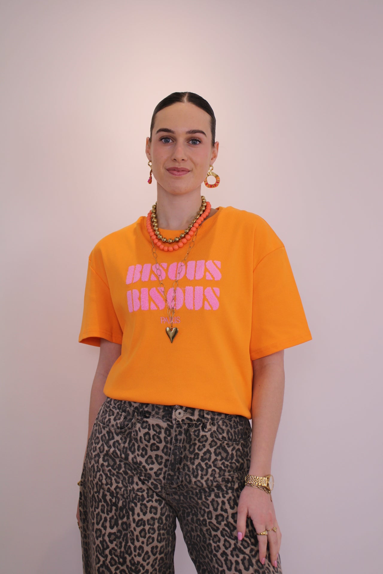 Shirt Bisous - oranje - At Styles