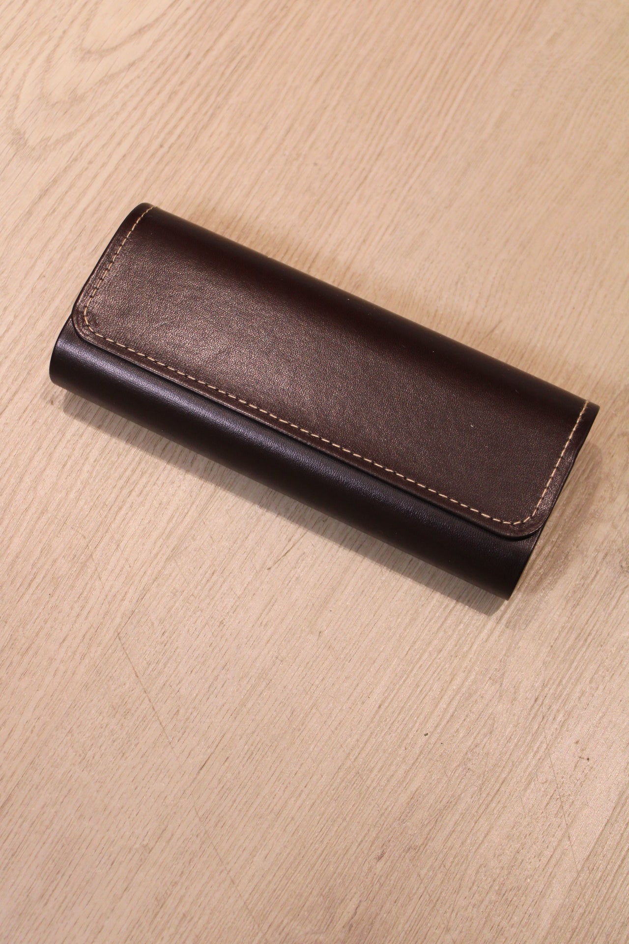 Zonnebril - oranje (incl brillendoos) - At Styles