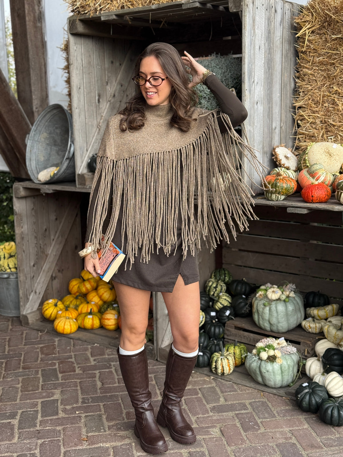 Trui cape met franjes - camel
