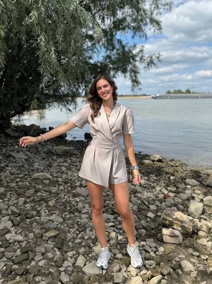 Blazer playsuit met ceintuur - beige