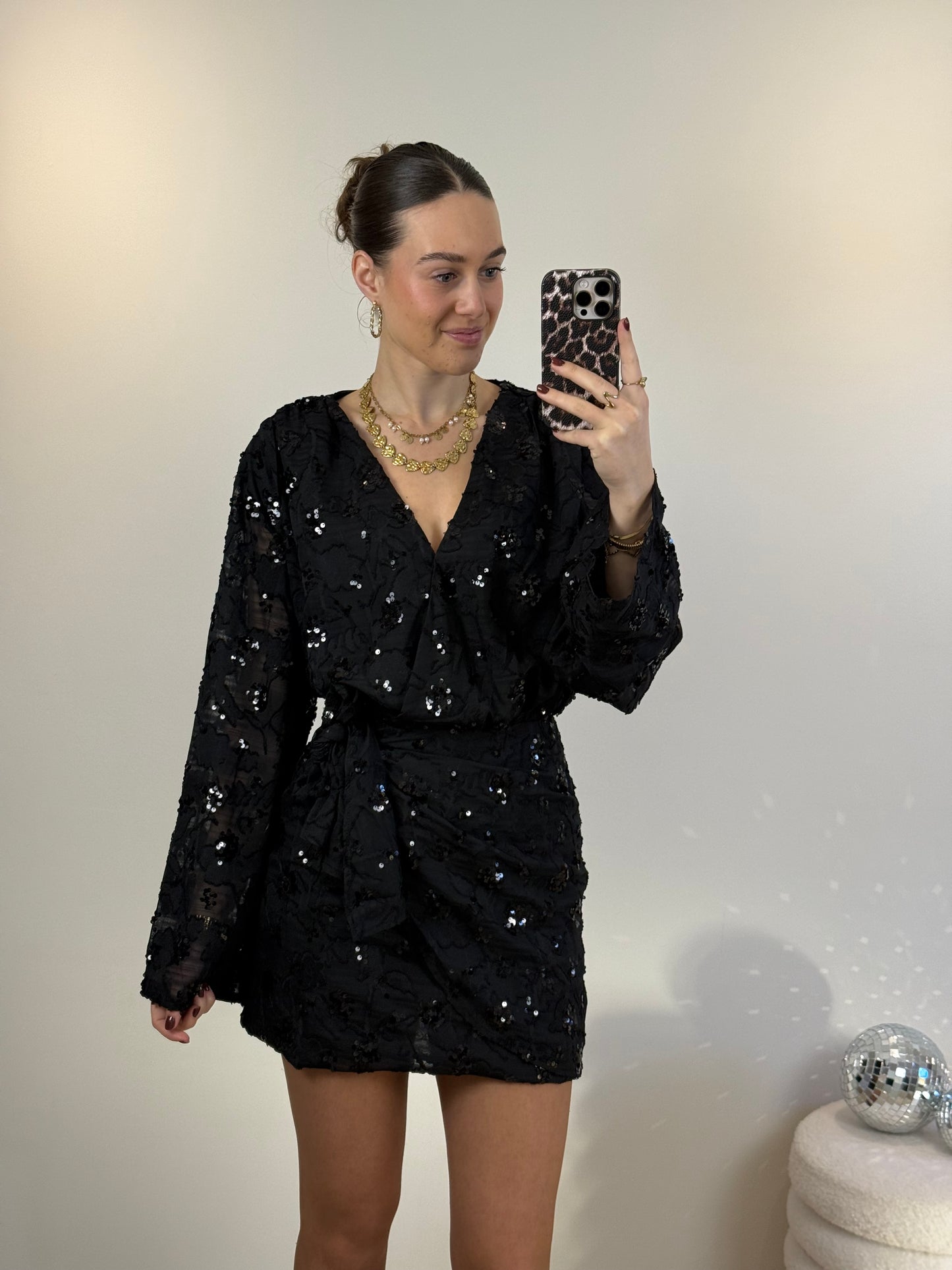 Glitter overslag jurkje - zwart