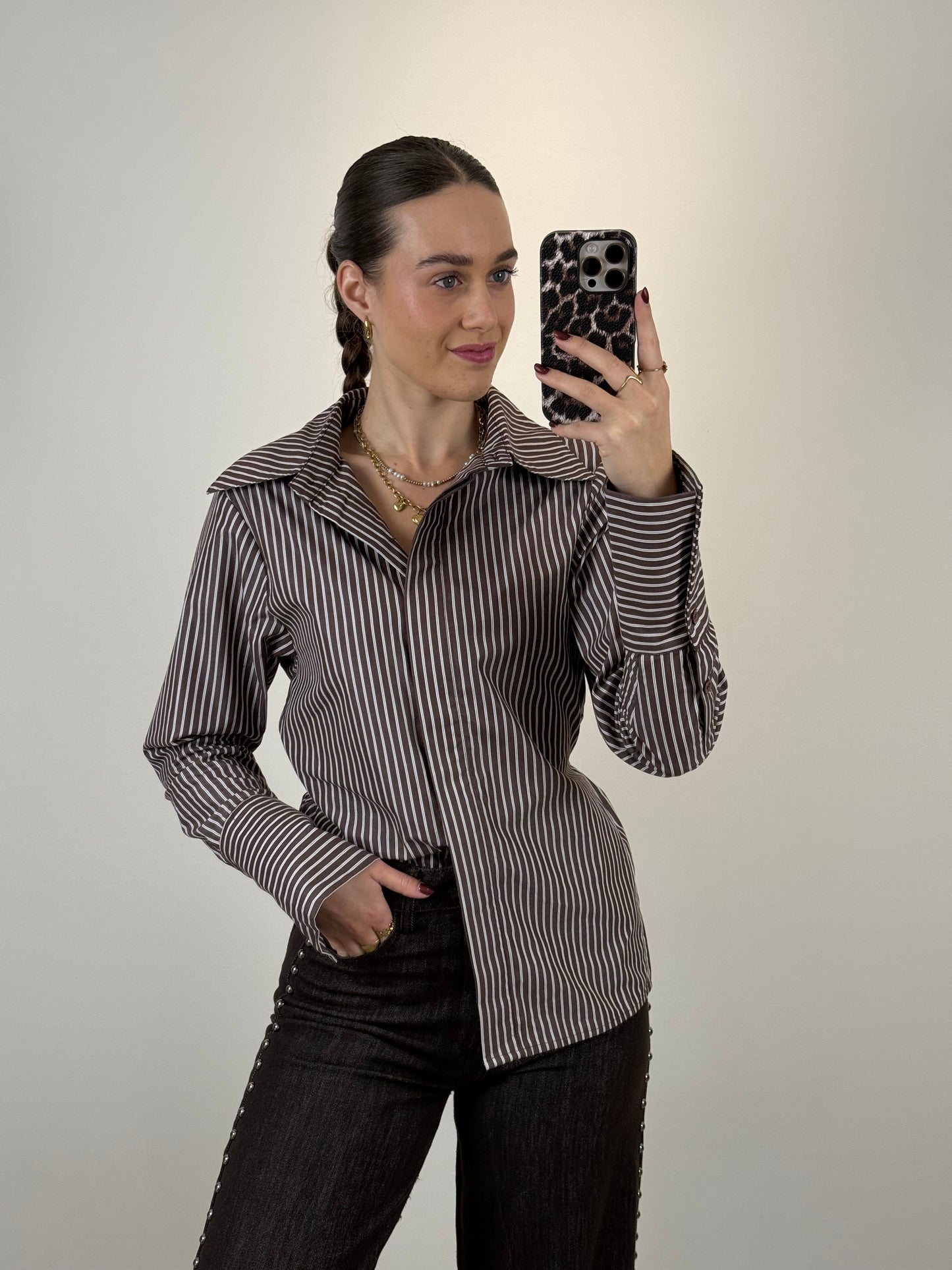 Gestreepte blouse met strik - bruin