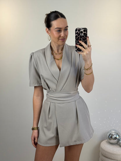 Blazer playsuit met ceintuur - beige