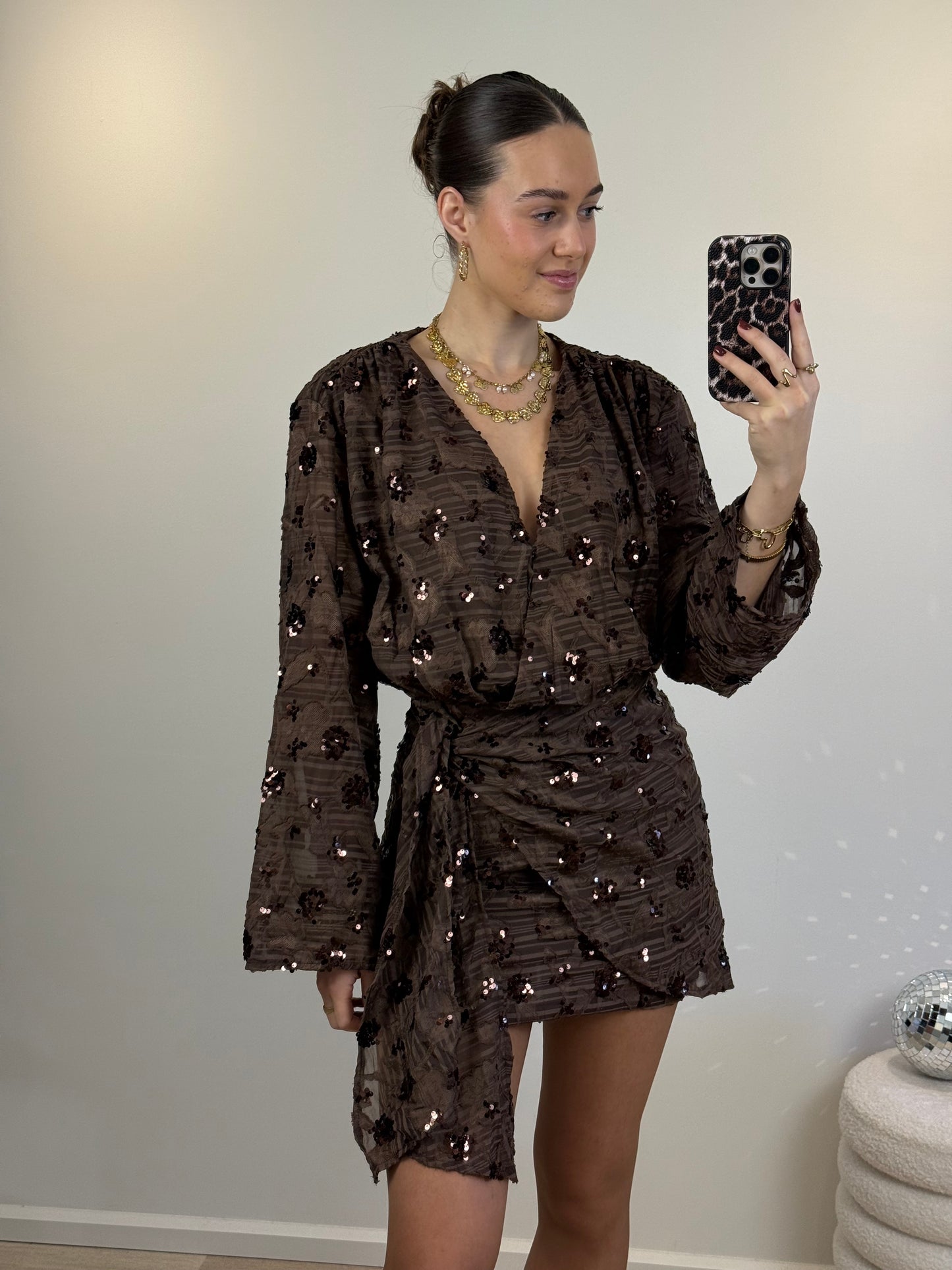 Glitter overslag jurkje - bruin