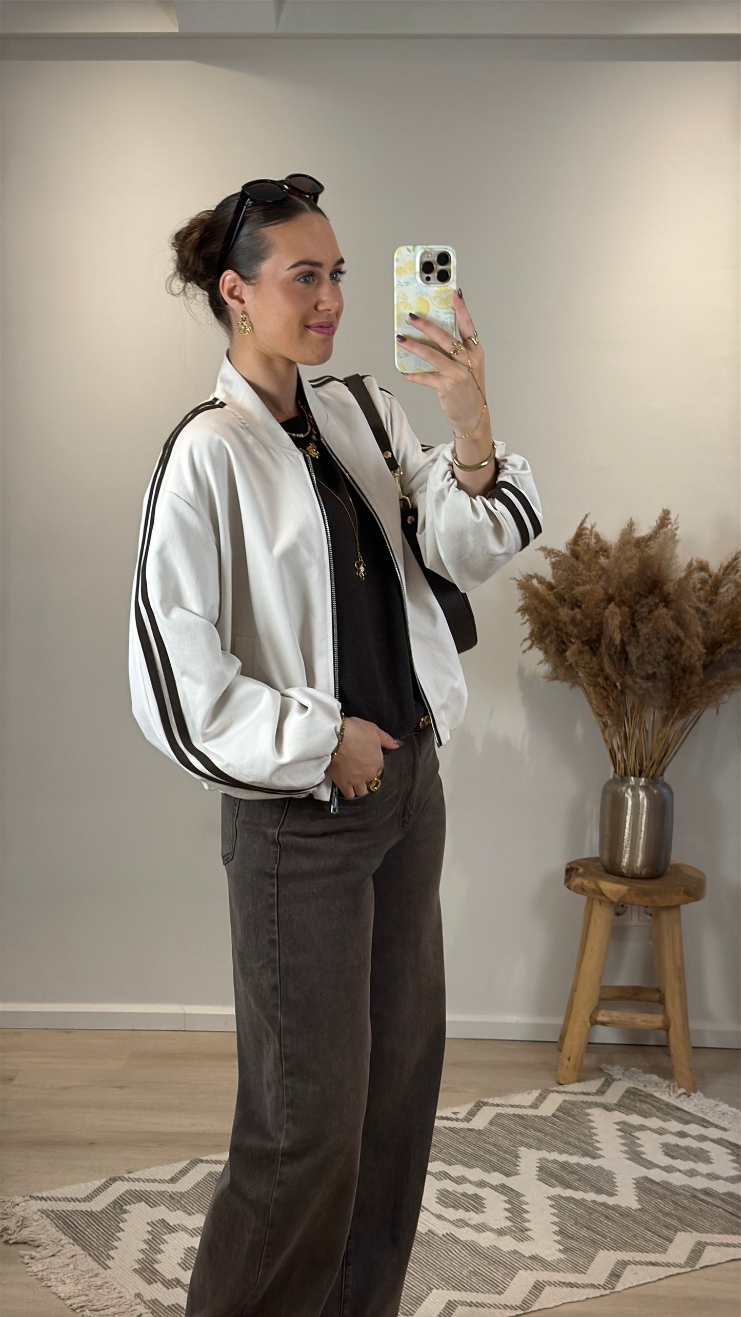 Bomber jasje met strepen - beige