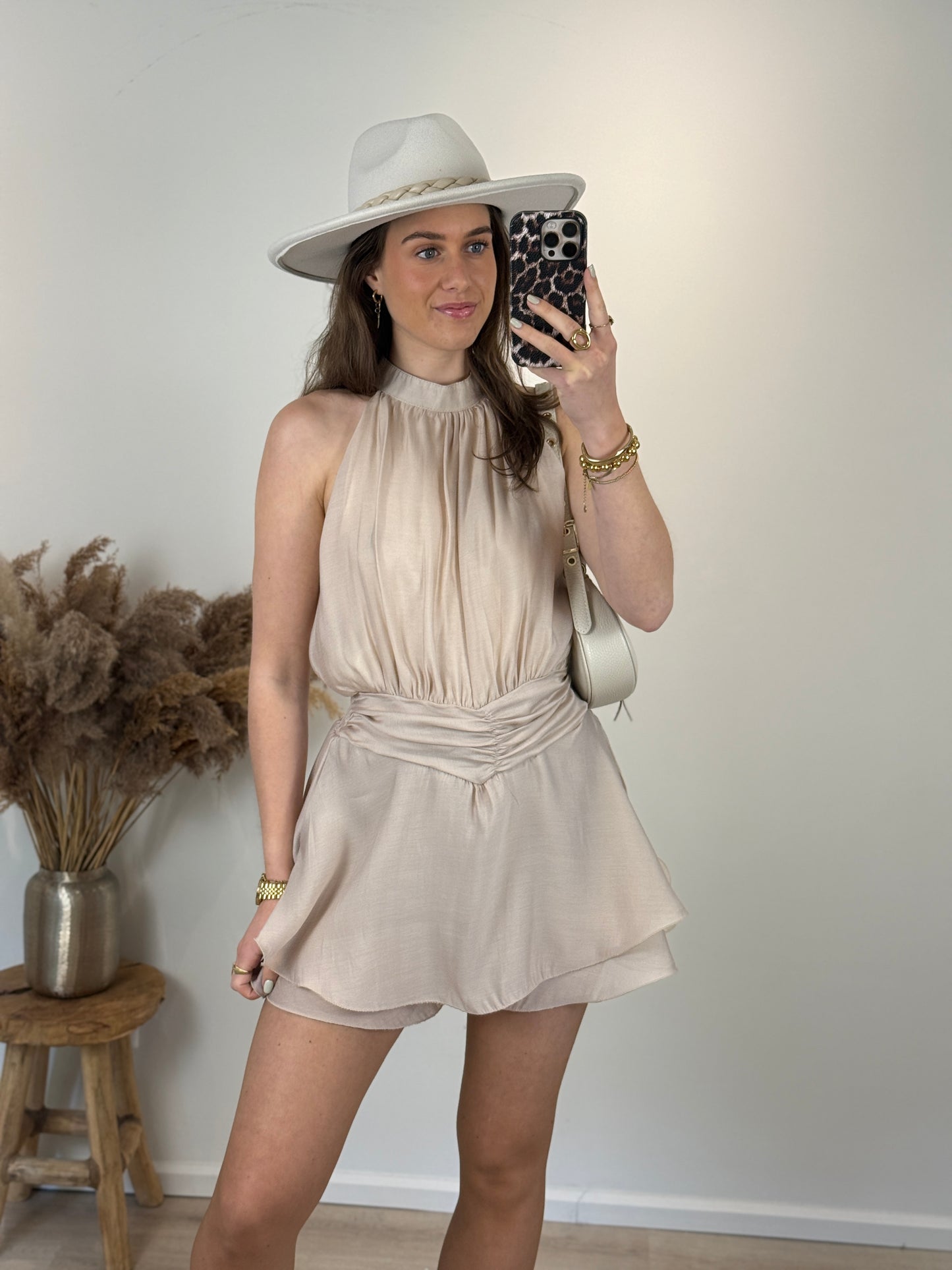 Playsuit met open rug - beige
