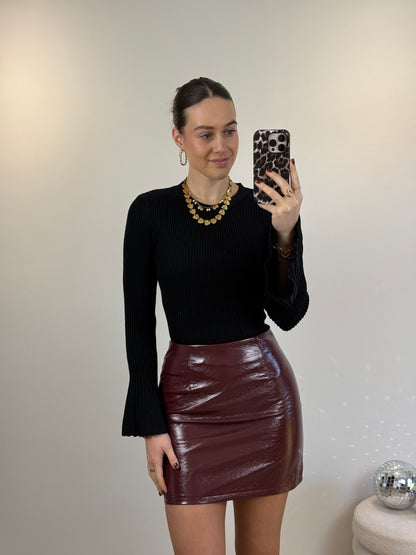 Top met uitlopende mouw - zwart