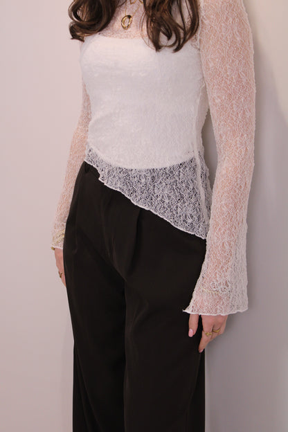 Asymmetrisch kanten top met mouwtje - creme - At Styles
