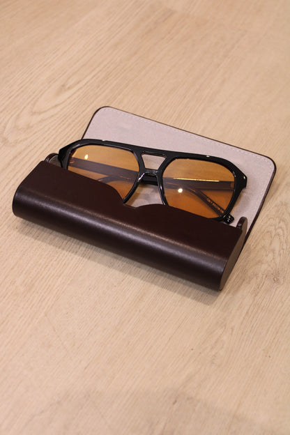 Zonnebril - oranje (incl brillendoos) - At Styles