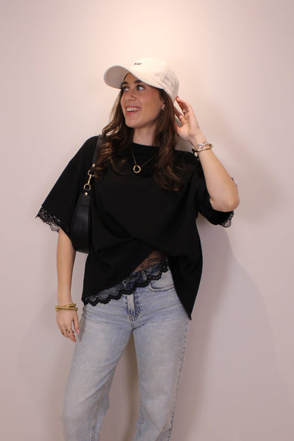 Split shirt met kant - zwart