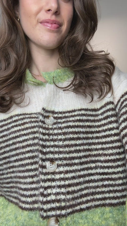 Trui met ruffles - groen