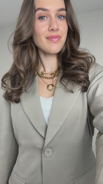 Getailleerde blazer met riem - taupe